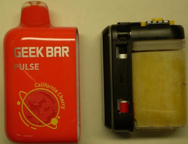 【注目の新定番】深掘りレビュー：geek bar pulse 日本で話題の次世代ベイプとは？

