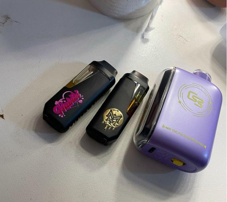 Geek Bar 電子タバコ：東京のトレンドを牽引する次世代ベイプ
